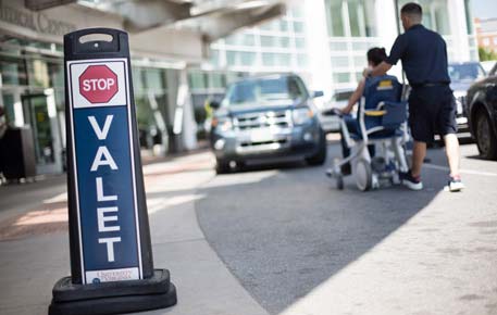 valet sign outside lobby